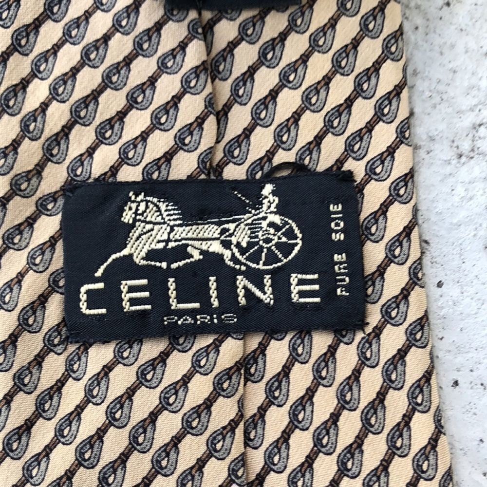 Collection of ties - Picture 6 of 9
